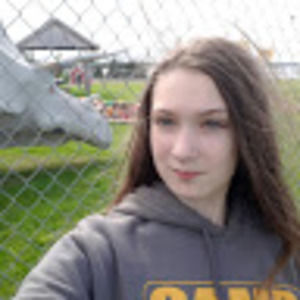 Meet your Posher, Hayley